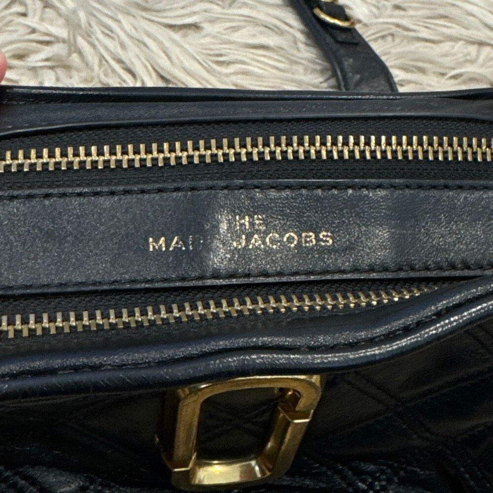 marc jacobs quilted softshot purse - Picture 2 of 8